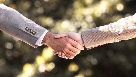 Handshake_WEB.jpg